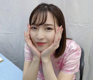 【推しAV女優図鑑。】鈴木真夕｜“童顔×Hカップ”フェチの女神を徹底解剖