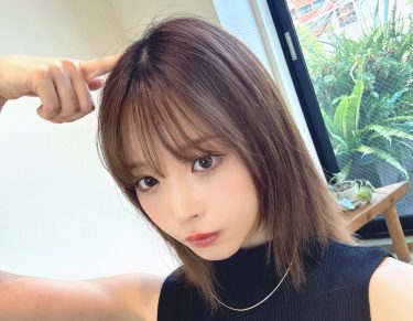 【推しAV女優図鑑。】桃乃木かな｜“小悪魔の笑顔に隠された情熱”